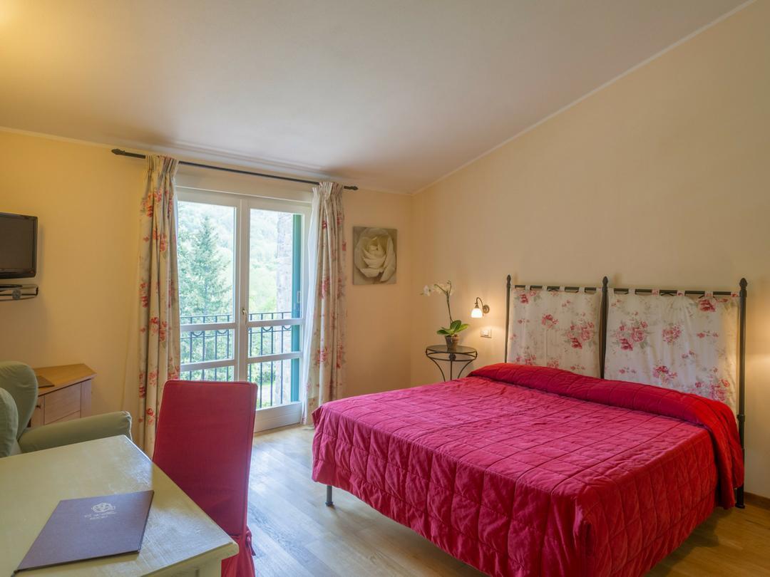 Cà Del Moro Resort Pontremoli Exterior foto