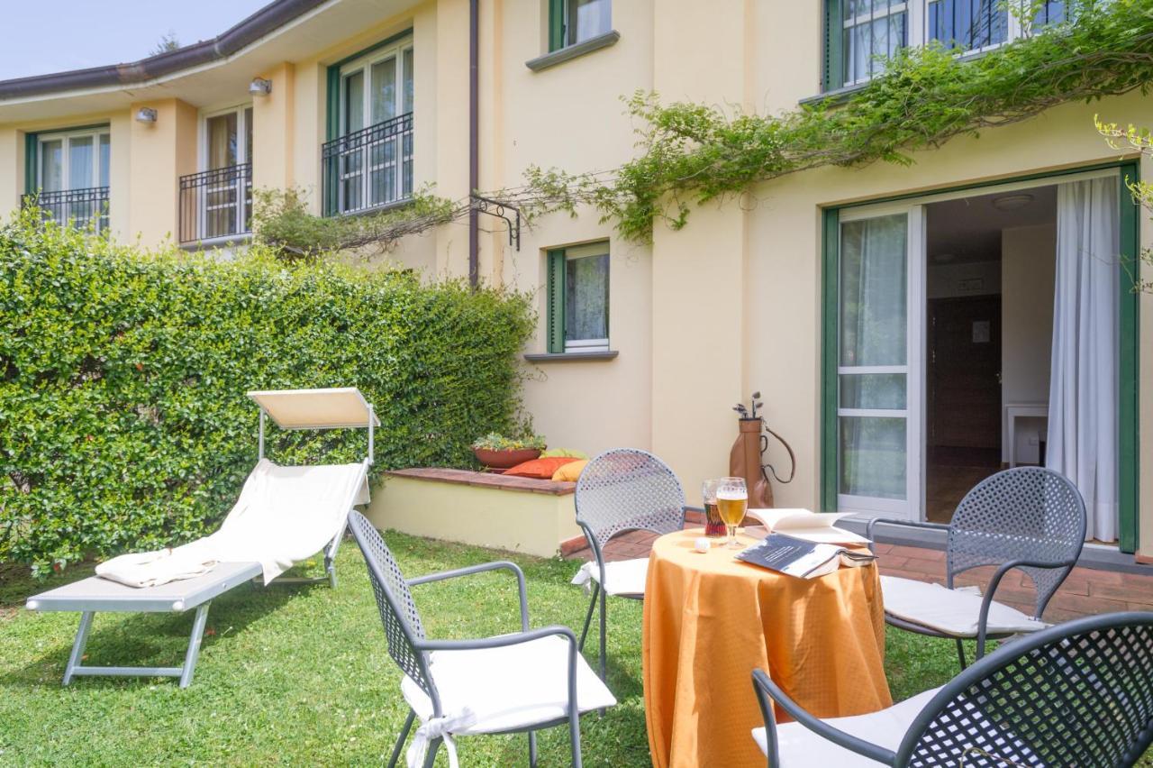 Cà Del Moro Resort Pontremoli Exterior foto